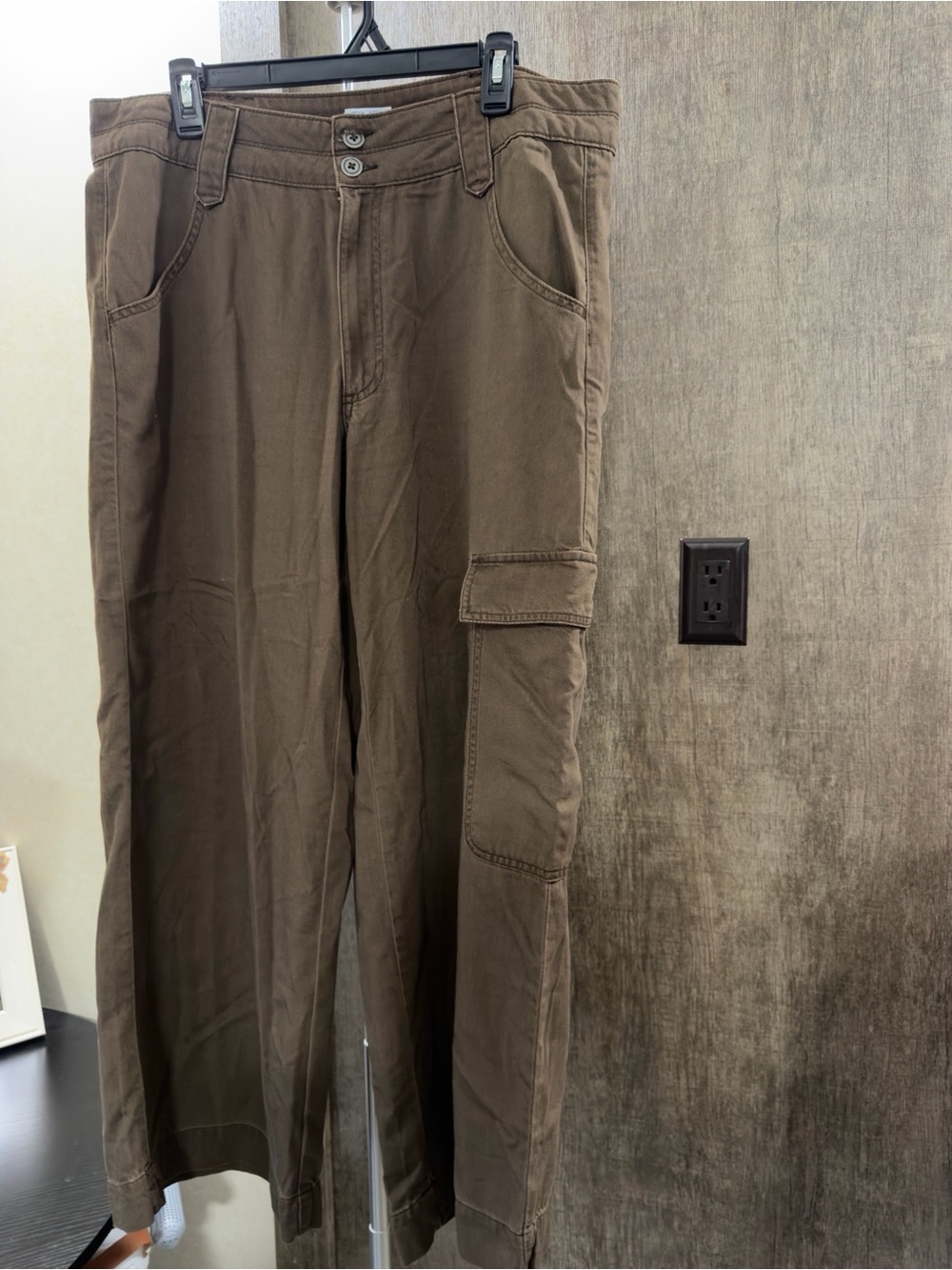 Time and Tru Brown Cargo Pants with Side Pocket